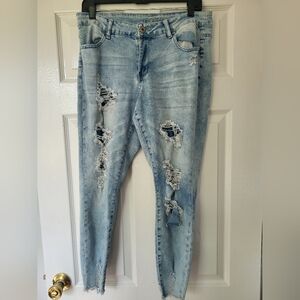 Ripped Light Wash Skinny Jeans